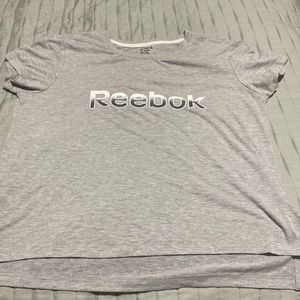 Medium Reebok T-shirt